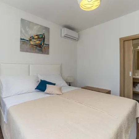 Holiday home Ivana - Private Pool *